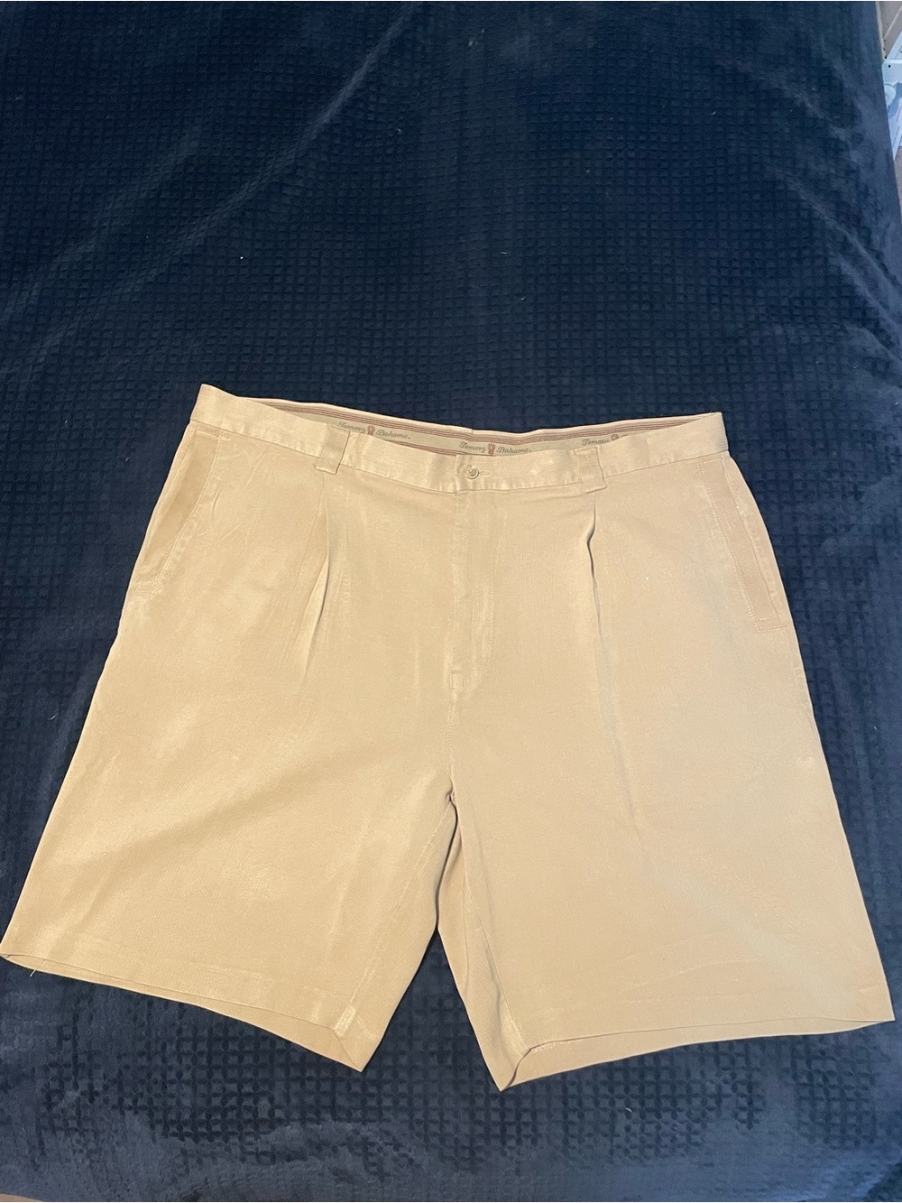 Tommy Bahama Men's Beige Flat Front Shorts
